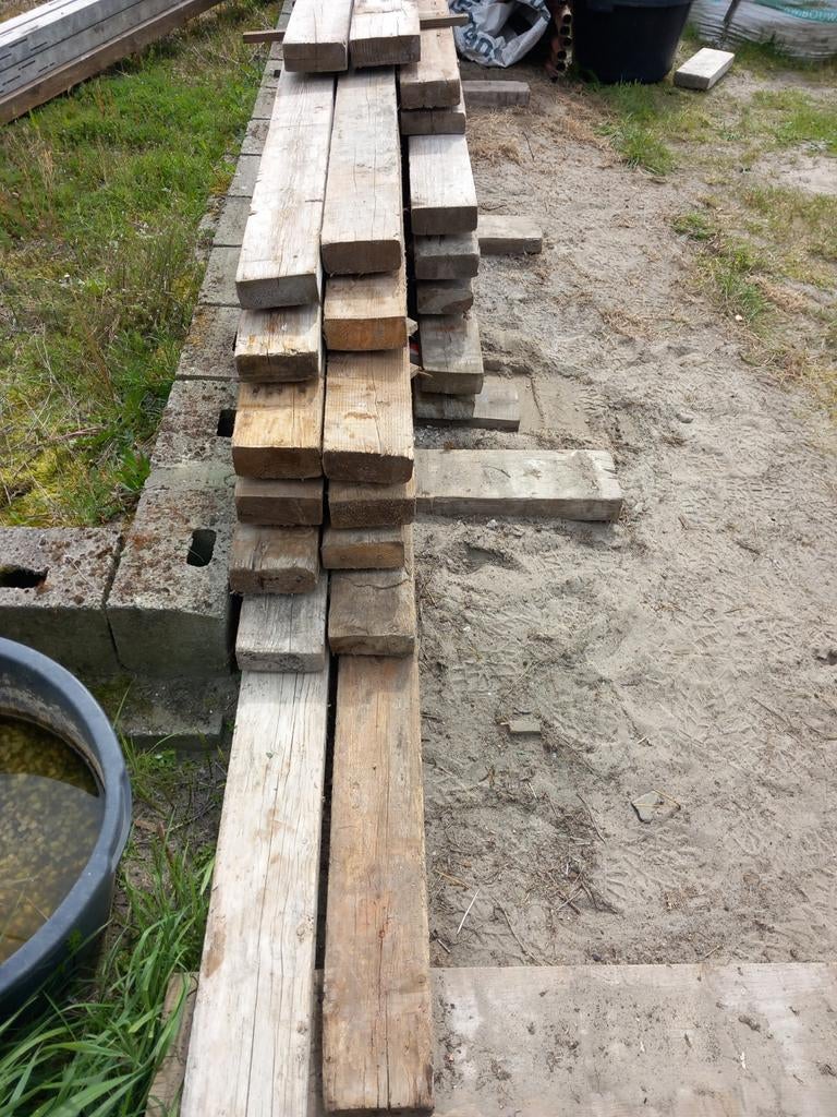 Houten balken, juffers, Enlèvement