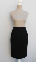 Jupe droite noire Emanuel Ungaro Taille XS, Vêtements | Femmes, Jupes, Enlèvement ou Envoi, Comme neuf, Taille 34 (XS) ou plus petite