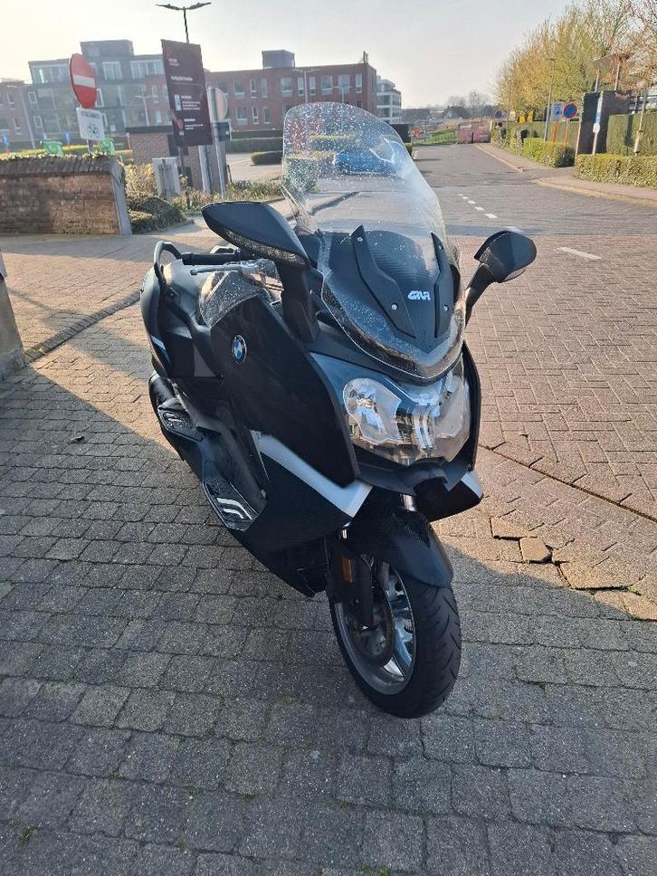 bmw c-650 gt full option, Motos, Motos | BMW, Particulier, Scooter, plus de 35 kW, 2 cylindres, Permis Moto A1 minimum, ABS, Poignées chauffantes
