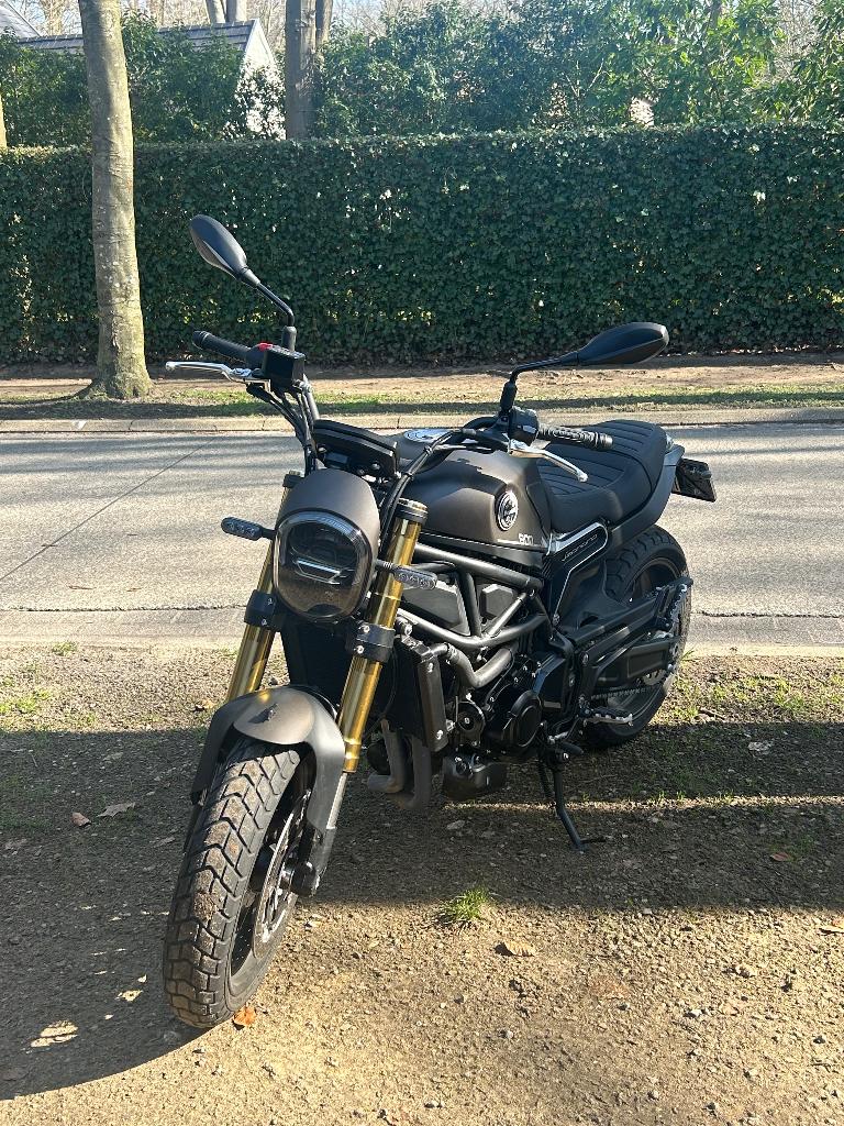 Benelli Leoncino, Motos, Motoren | Benelli, Permis Moto A, Plus de 35 kW, 2 cylindres, Particulier