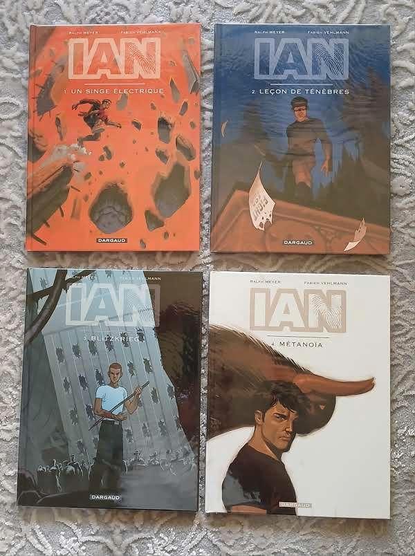 BD 4 tomes Ian EO TTB Vehlmann Meyer 3 Dédicaces, Livres, BD, Comme neuf, Plusieurs BD, Enlèvement ou Envoi