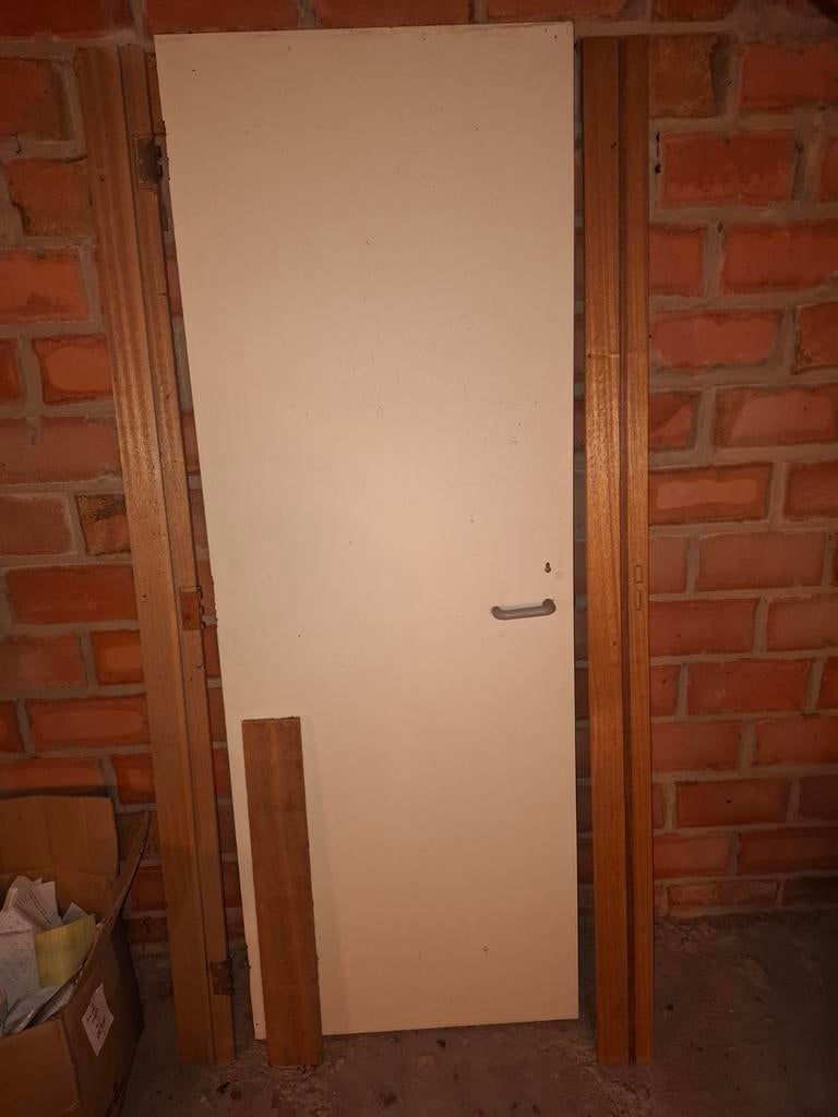 Porte à peindre, Enlèvement