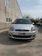 FORD FIESTA a vendre, Autos, Argent ou Gris, Achat, Boîte manuelle, Particulier