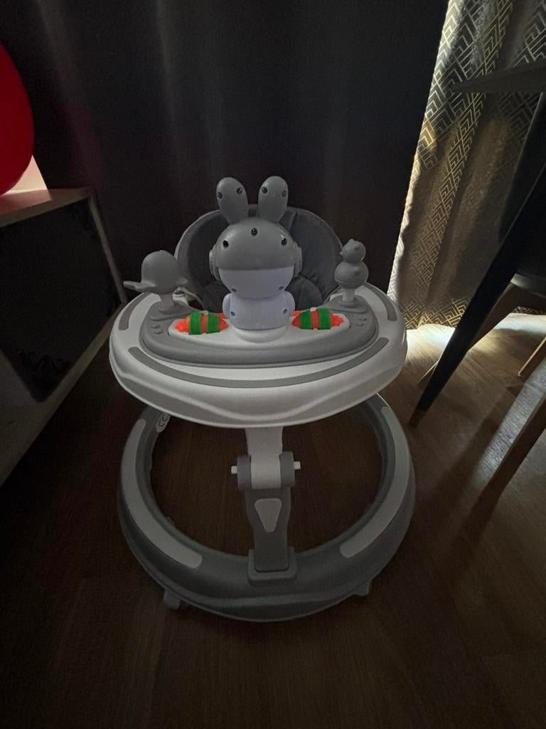 Loopwagen baby, Enfants & Bébés, Jouets | Thomas le petit Train, Enlèvement, Comme neuf