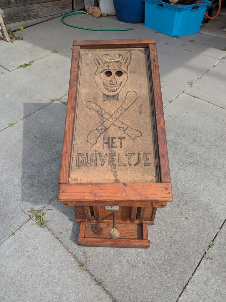 Zeer uniek volkspel  jaren 30, Ophalen