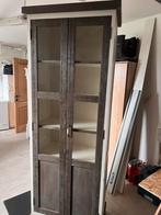 Oude kast met glas, Huis en Inrichting, Kasten | Vitrinekasten, Ophalen, Zo goed als nieuw, Glas