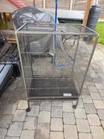 Mooi vogelkooi op wielen, Animaux & Accessoires, Oiseaux | Cages & Volières, Enlèvement, Cage à oiseaux