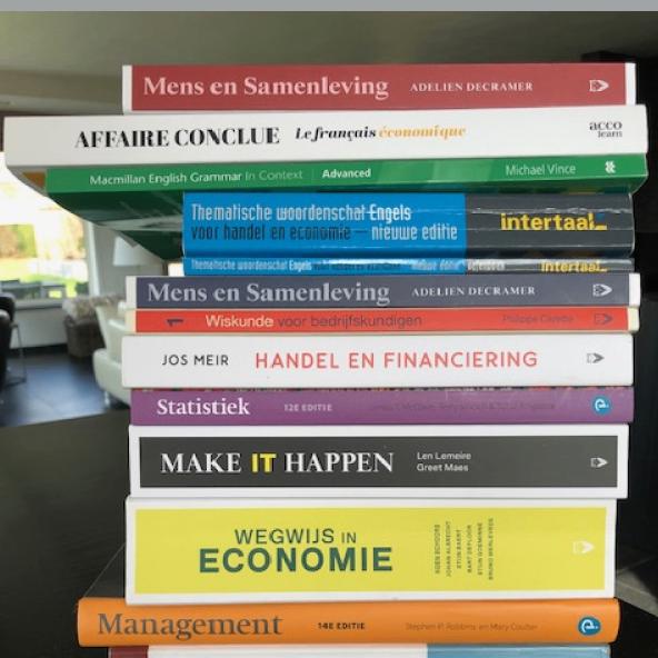 Boeken_Handelswetenschappen 1e jaar Bachelor, Boeken, Ophalen
