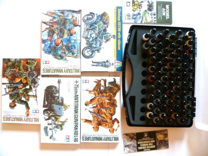 Schilderdoos voor militair model + figuren, Hobby en Vrije tijd, Modelbouw | Figuren en Diorama's, Nieuw, Figuur of Figuren, 1:35 tot 1:50