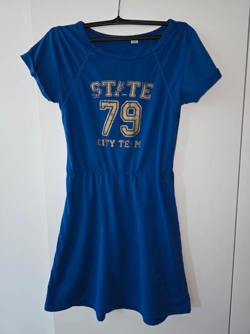 Blauw kleedje met gouden opdruk maat 146 / 152, Kinderen en Baby's, Kinderkleding | Maat 146, Gebruikt, Meisje, Jurk of Rok, Ophalen of Verzenden