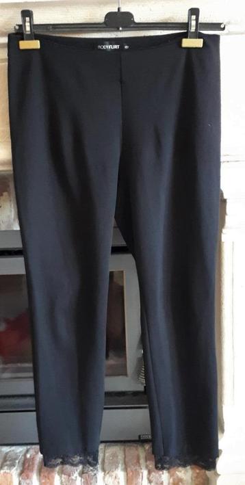 Bodyflirt - 3/4 broek - zwart - maat 40/42 - stretch beschikbaar voor biedingen