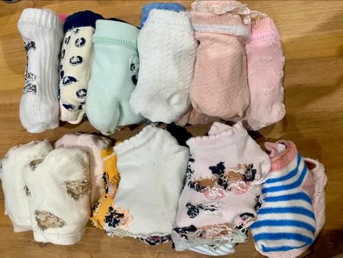 25x chaussettes taille 23/26, Enfants & Bébés, Vêtements enfant | Chaussures & Chaussettes, Utilisé, Chaussettes, Enlèvement ou Envoi