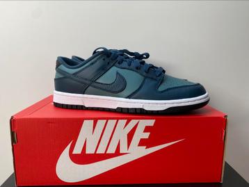 Nike dunk ‘armory navy’ beschikbaar voor biedingen