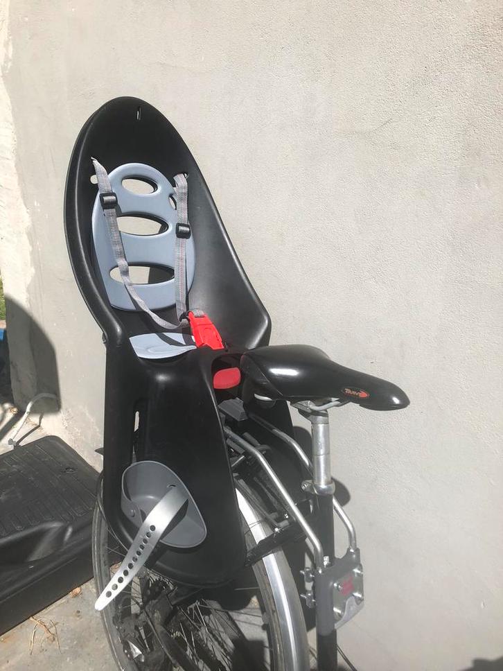 Fietsstoel OkBaby met 2 koppelstukken, Fietsen en Brommers, Fietsaccessoires | Fietsstoeltjes, Achterzitje, Voetsteuntjes, Ophalen
