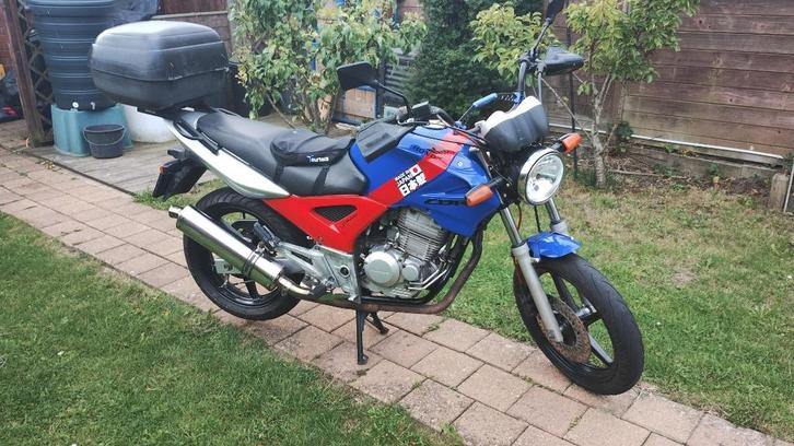 Honda moto cbf 250, rijbewijs A2, Motoren, Motoren | Honda, Particulier, Naked bike, 12 t/m 35 kW, 1 cilinder, Minimaal motorrijbewijs A2
