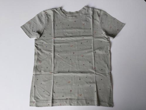 Tshirt groen zomerprint - maat 146 - slechts 2 euro, Kinderen en Baby's, Kinderkleding | Maat 146, Gebruikt, Jongen, Shirt of Longsleeve