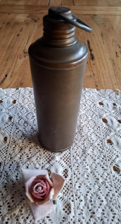 Oud klein koperen kruikje met gesoldeerde naden, Antiek en Kunst, Curiosa en Brocante, Ophalen of Verzenden