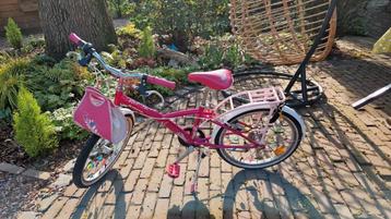 Kinderfiets 20 inch B-twin roze, Fietsen en Brommers, Ophalen, Zo goed als nieuw, 20 inch, Handrem