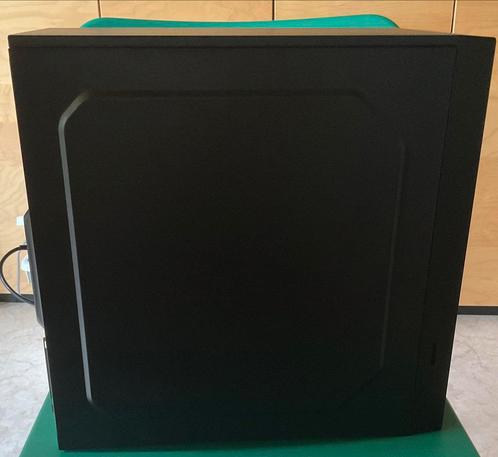 Zelfgemaakte pc, Computers en Software, Desktop Pc's, Zo goed als nieuw, HDD, Ophalen