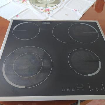 vitrokeramische kookplaat inbouw Zanussi beschikbaar voor biedingen