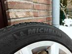 VW T-Roc 215/55R17 94v MICHELIN, Auto-onderdelen, Ophalen, 215 mm, Banden en Velgen, Nieuw