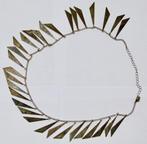 Collier festif doré avec motifs en pendentifs, Ophalen, Nieuw, Goud, Overige materialen