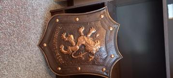 Wapenschild  beschikbaar voor biedingen