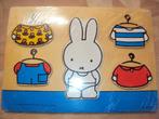 Originele houten puzzel "NIJNTJE" , kleding om aan te doen.., Kinderen en Baby's, Ophalen of Verzenden