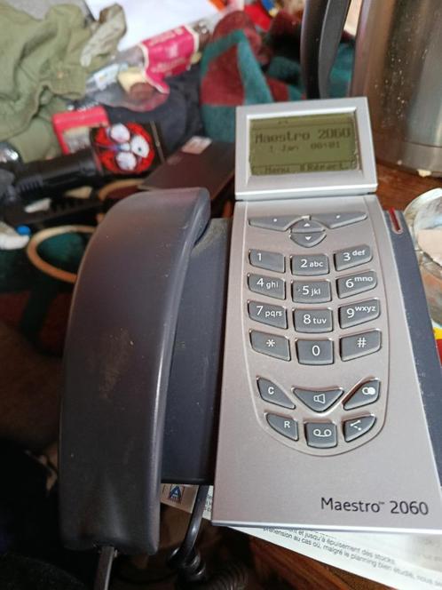 Téléphone fixe Belgacom maestro 2060, Telecommunicatie, Vaste telefoons | Niet Draadloos, Zo goed als nieuw, Ophalen of Verzenden