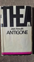 Antigone, Livres, Enlèvement