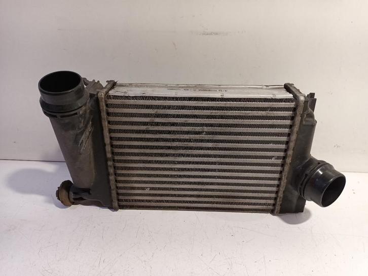 RADIATEUR INTERCOOLER Megane IV (RFBB) (144614EA0AG), Auto-onderdelen, Airco en Verwarming, Renault, Gebruikt