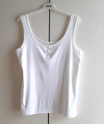 Te koop: Zo goed als nieuw!!! Mooi wit topje, XL beschikbaar voor biedingen