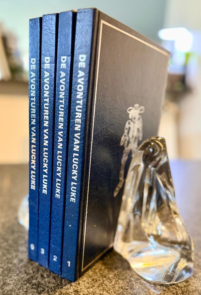 4 prachtige luxe hardcover albums van Lucky Luke, Boeken, Stripverhalen, Zo goed als nieuw, Meerdere stripboeken, Ophalen of Verzenden