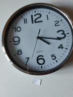 Wand klok Quarts Mooie staat Diameter 29, Enlèvement ou Envoi, Comme neuf
