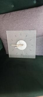 Très belle horloge murale à vendre, Enlèvement, Comme neuf, Analogique, Horloge murale