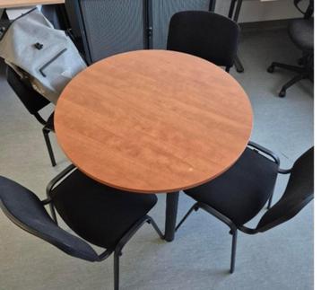 vergadertafels - 3 stuks beschikbaar voor biedingen