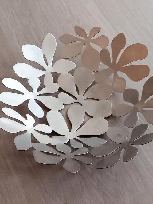 IKEA STOCKHOLM 1999 metalen bloemenschaal, Huis en Inrichting, Woonaccessoires | Schalen en Manden, Zo goed als nieuw, Schaal