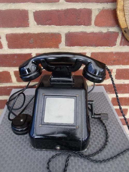 anciens téléphones HAGENUK - KIEL années 50, Antiek en Kunst, Antiek | Kantoor en Zakelijk, Ophalen