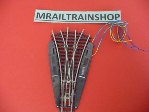 2270 MARKLIN HO-1x Electrische drieweg wissel/Aiguillage sym, Hobby & Loisirs créatifs, Trains miniatures | HO, Comme neuf, Rails