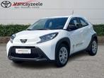 Toyota Aygo X play+comfortpack+camera, Auto's, Automaat, 72 pk, Wit, 5 deurs