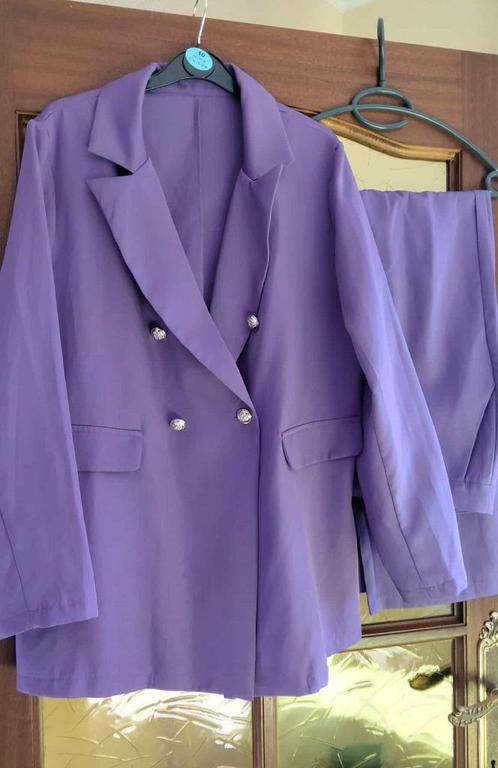 Paars broekpak maat 40 - 42 Shein nieuwstaat, Kleding | Dames, Jasjes, Kostuums en Pakken, Zo goed als nieuw, Kostuum of Pak, Maat 42/44 (L)