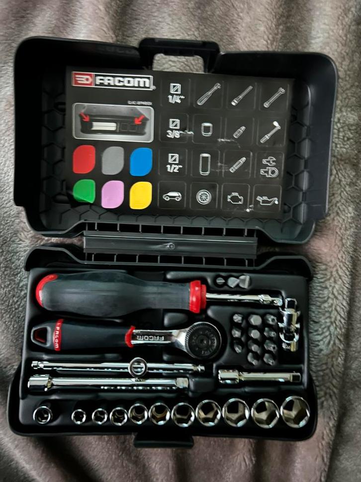 Coffret Facom tout neuf FACOM R.161-5P6, Autos : Divers, Outils de voiture, Comme neuf, Enlèvement ou Envoi