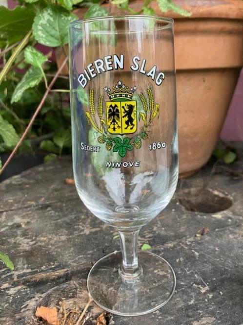 12 GLAZEN BIEREN SLAG SLAGHMUYLDER NINOVE ORIGINELE DOOS, Collections, Marques de bière, Neuf, Verre ou Verres, Enlèvement ou Envoi