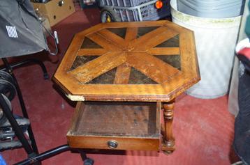 Salontafel Bijzettafel beschikbaar voor biedingen