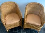 2 rotan zeteltjes met bijhorende kussens, Ophalen