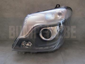Koplamp Mercedes Sprinter W906 FACELIFT XENON 13-18 A9068206 beschikbaar voor biedingen