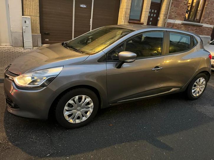Renault Clio IV essence, Auto's, Renault, Particulier, Clio, ABS, Airbags, Airconditioning, Bluetooth, Boordcomputer, Centrale vergrendeling