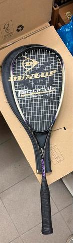 Dunlop squash racket + hoesje, Sport en Fitness, Squash, Ophalen, Zo goed als nieuw, Racket, Met hoes