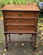 Petit meuble ancien en bois à tiroirs, Huis en Inrichting, Ophalen, Gebruikt