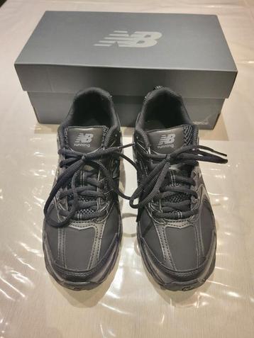 New Balance MR 530 beschikbaar voor biedingen